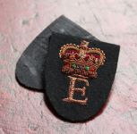 Écusson brodé avec initiale