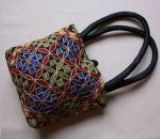 pochette brodée pochette brodée avec les techniques de broderie d'art
