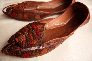 chaussure orientale